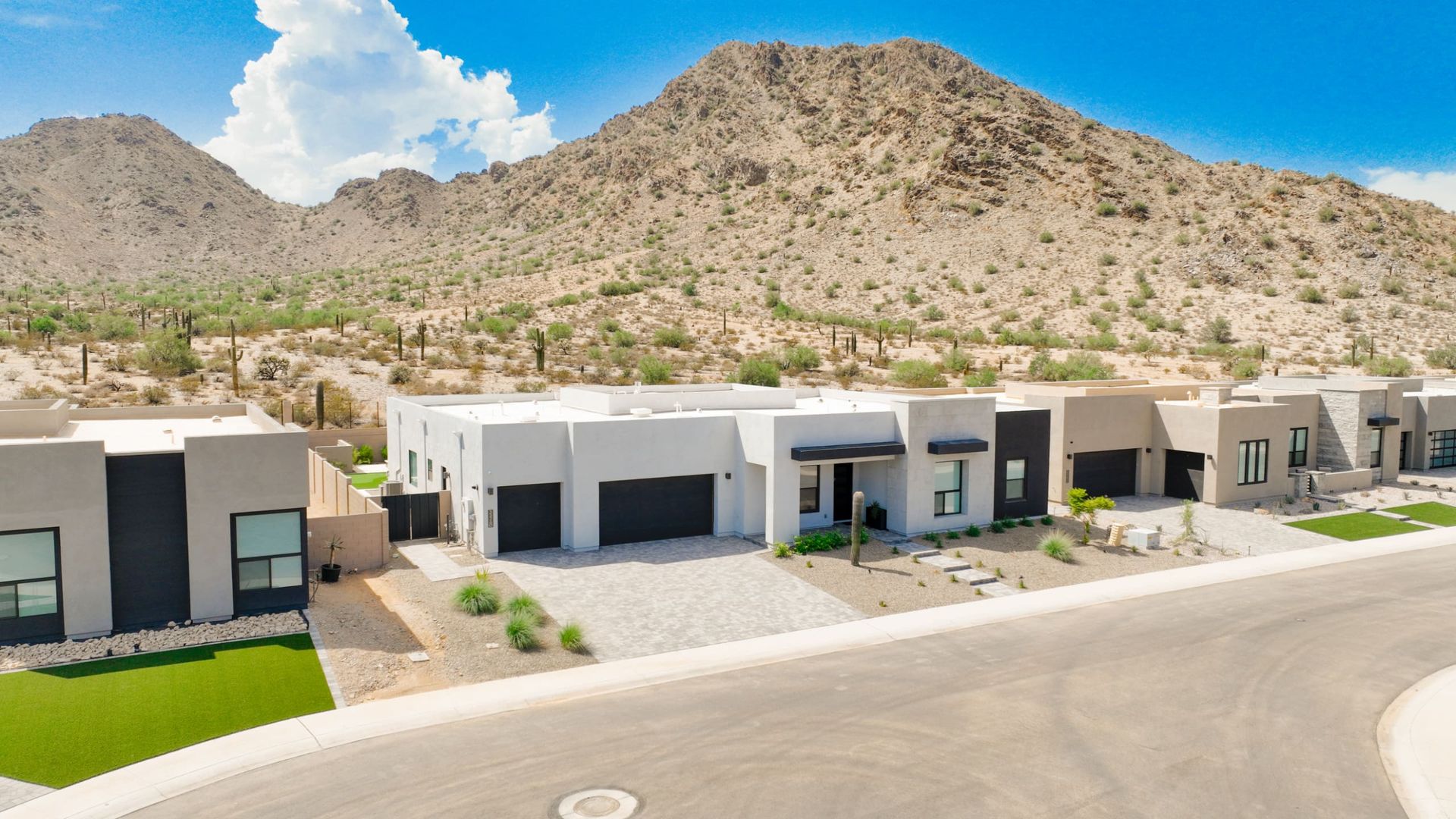 Modern homes at the base of the San Tan mountains