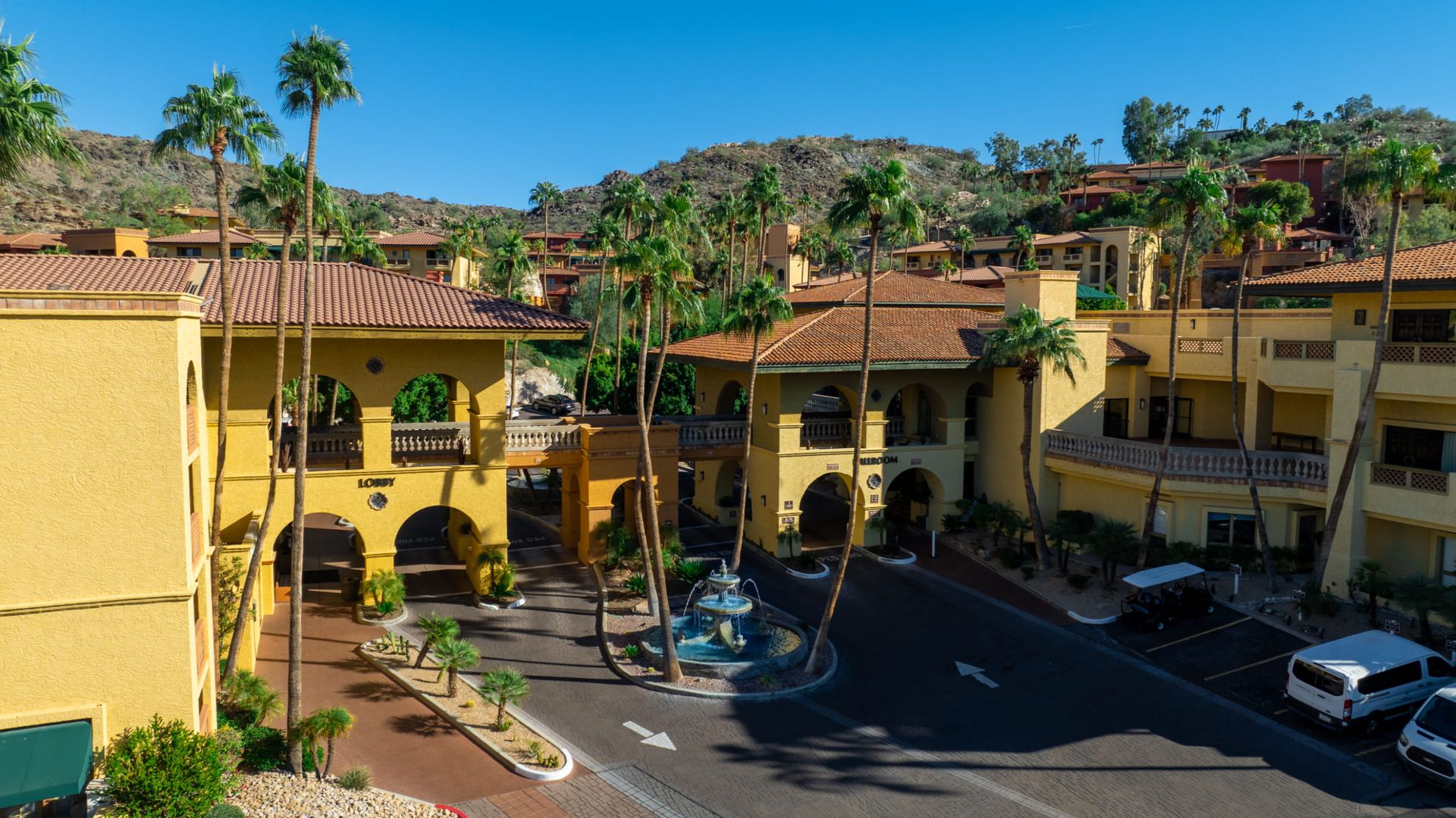 Tapatio Cliffs resort pools and grounds from above
